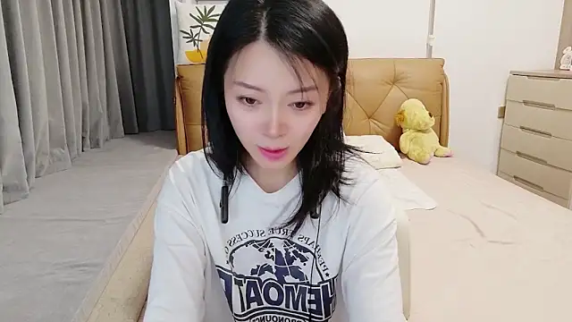 Snapshot of xiaojie_jie chatting on 05-23-26, 05:06 xiaojie jie online show from 05-23-26, 05:06