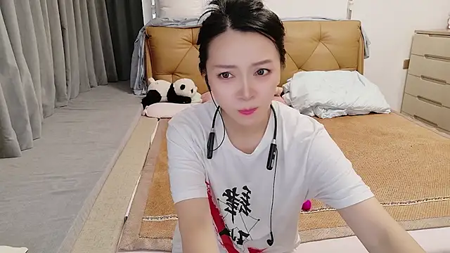 Snapshot of xiaojie_jie chatting on 07-15-26, 05:29 xiaojie jie online show from 07-15-26, 05:29