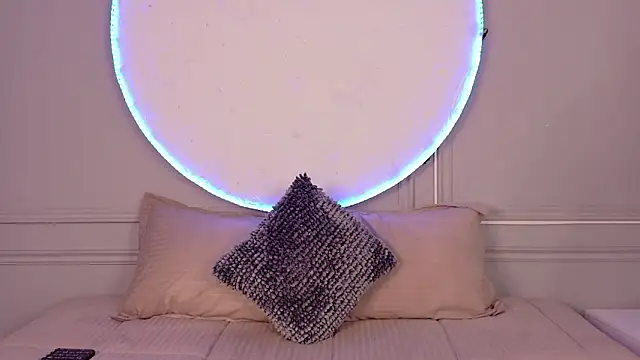 CatalinaLopez  online show from 02-25-26, 07:45