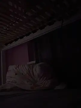 LaraHolt online show from 02-21-26, 09:05