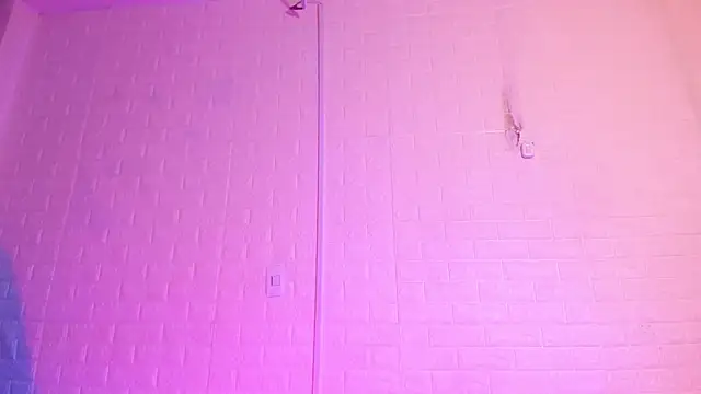 Sara Love 1 online show from 06-05-26, 04:19