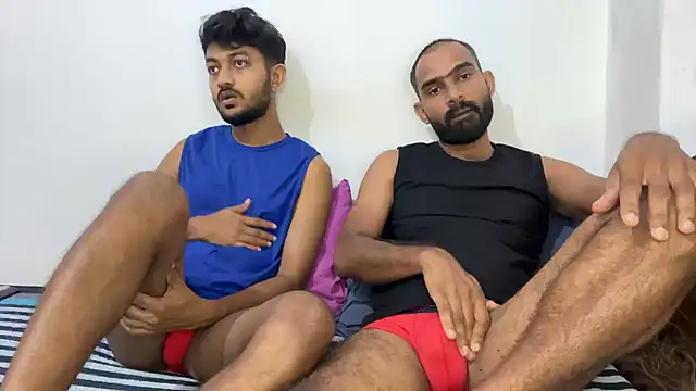 DesiDaddyandSon online show from 06-03-26, 01:41