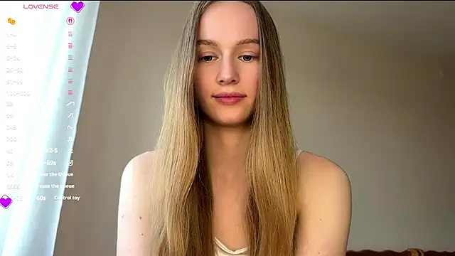 Snapshot of Viktoria_Vibes chatting on 05-16-26, 03:11 Viktoria Vibes online show from 05-16-26, 03:11