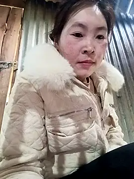 Yiyoongg online show from 02-20-26, 08:16