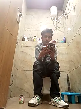 Sam03s online show from 04-15-26, 02:13