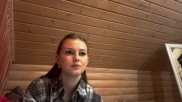 Snapshot of TessSamul chatting on 04-14-26, 08:04 TessSamul online show from 04-14-26, 08:04