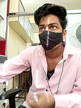 Snapshot of hotyboy_89 chatting on 03-12-26, 04:07 hotyboy 89 online show from 03-12-26, 04:07