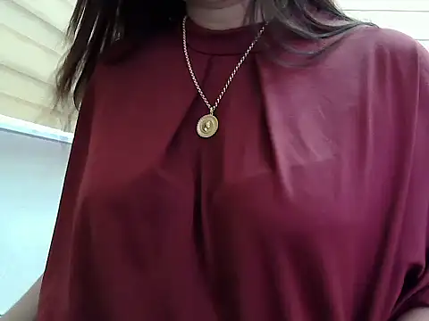 Snapshot of Sexybabe42 chatting on 06-13-26, 10:24 Sexybabe42 online show from 06-13-26, 10:24