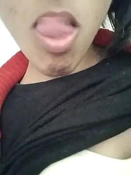 Snapshot of marry1157 chatting on 03-10-26, 02:27 marry1157 online show from 03-10-26, 02:27