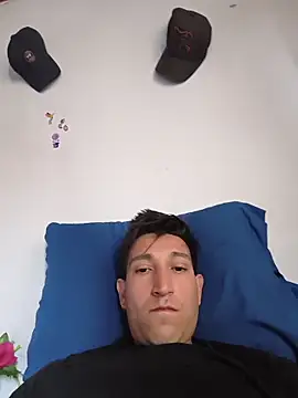 Snapshot of Gregoori chatting on 02-17-26, 03:29 Gregoori online show from 02-17-26, 03:29