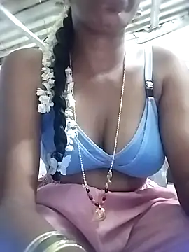 Snapshot of telugusailaja chatting on 03-08-26, 05:39 telugusailaja online show from 03-08-26, 05:39