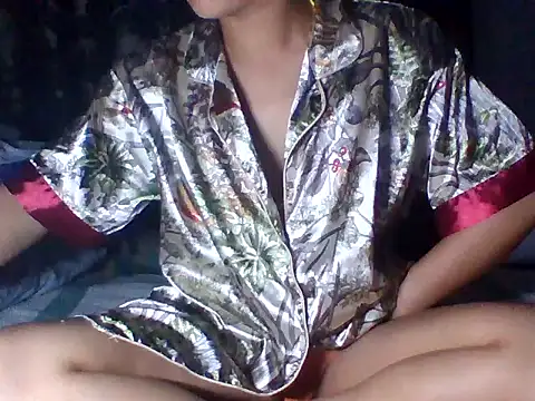 Hot newbabe18 online show from 02-25-26, 11:42