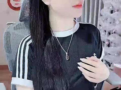 Snapshot of Agnelyn___ chatting on 02-22-26, 03:40 Agnelyn online show from 02-22-26, 03:40