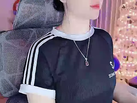 Snapshot of Agnelyn___ chatting on 03-01-26, 03:19 Agnelyn online show from 03-01-26, 03:19