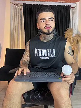 Benjii Carter1 online show from 04-08-26, 02:22