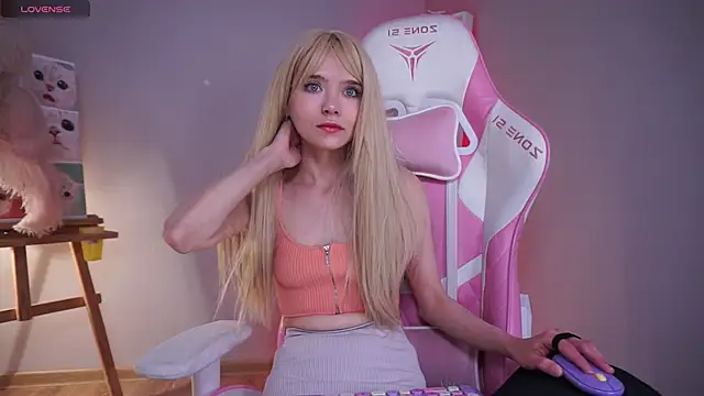 wow angel online show from 04-15-26, 05:25