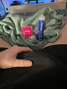 Thomascrtz online show from 02-18-26, 09:44