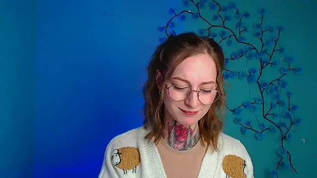 Esmi Winter online show from 03-10-26, 06:29