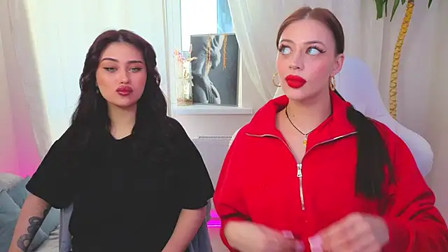 Sofia Plump online show from 04-11-26, 10:19