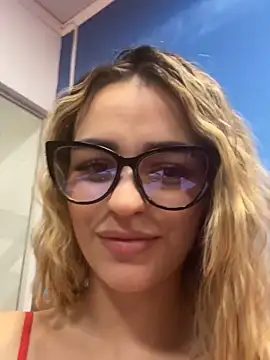 SelenaRuss online show from 04-18-26, 07:07