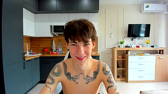 Snapshot of aplant chatting on 03-08-26, 07:12 aplant online show from 03-08-26, 07:12