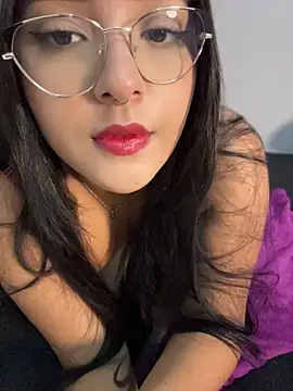 victtoria18 online show from 04-11-26, 04:17