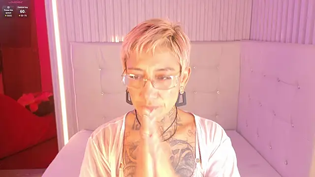 Everlyn sexx online show from 03-21-26, 01:37