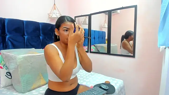 Sexy ebony 1 online show from 04-19-26, 12:15