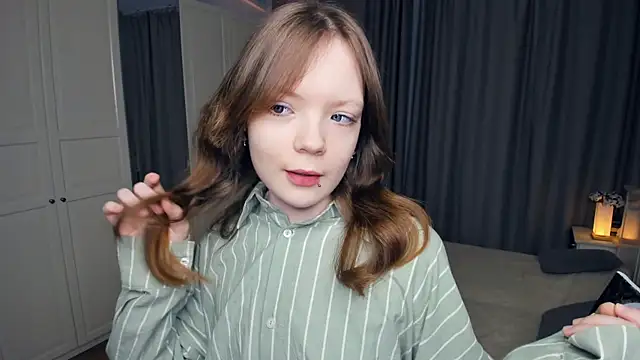 LavenderMitten online show from 02-27-26, 05:07