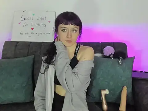 Snapshot of velmoon chatting on 02-12-26, 06:03 velmoon online show from 02-12-26, 06:03