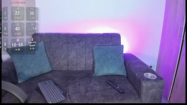 Snapshot of velmoon chatting on 02-26-26, 07:35 velmoon online show from 02-26-26, 07:35