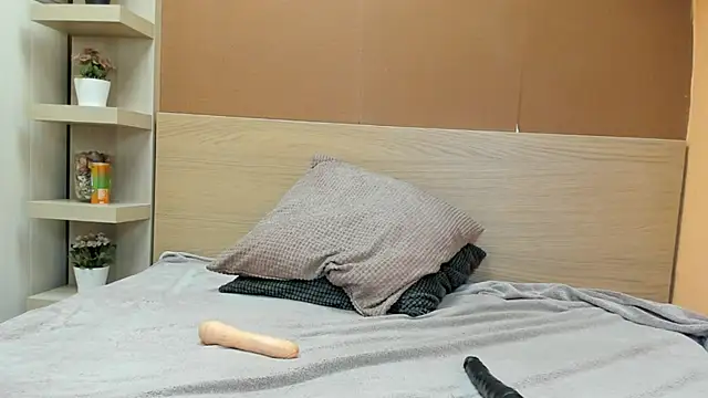 Snapshot of PinkyTwerkyX chatting on 02-11-26, 01:38 PinkyTwerkyX online show from 02-11-26, 01:38