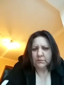 LockyCharm111 online show from 02-26-26, 03:44