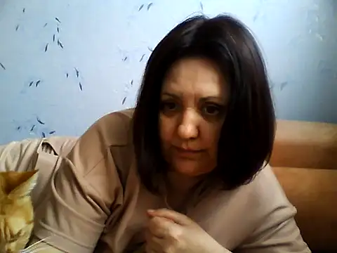 LockyCharm111 online show from 04-05-26, 05:04