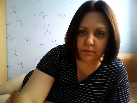 LockyCharm111 online show from 07-21-26, 04:26