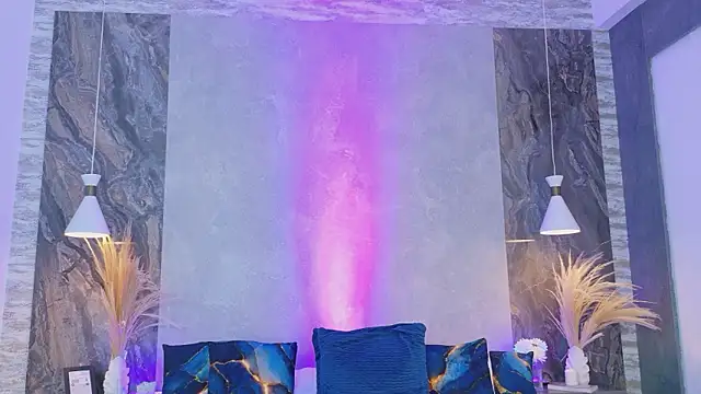 Hannah-Prada online show from 03-20-26, 11:15