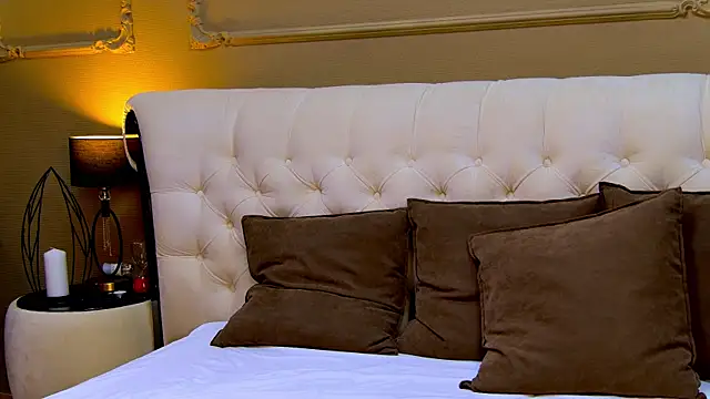 YourSweetArya online show from 03-26-26, 03:06