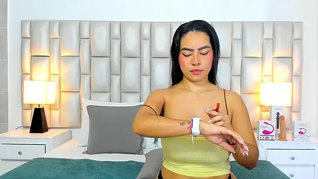 paola katy dicks online show from 03-14-26, 01:38