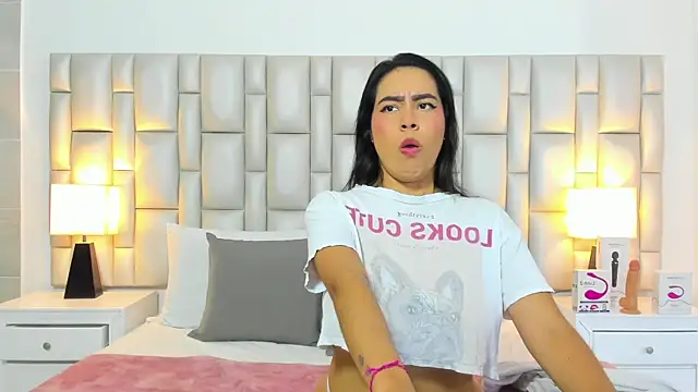 paola katy dicks online show from 06-10-26, 07:57