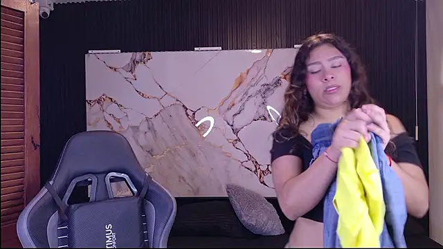 Sophie19   online show from 03-30-26, 11:44