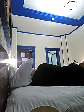 Snapshot of sk8brd_snwbrd_no_snitch chatting on 02-23-26, 11:57 sk8brd snwbrd no snitch online show from 02-23-26, 11:57