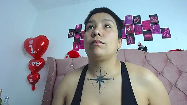 Snapshot of nat_evans8 chatting on 05-07-26, 02:06 nat evans8 online show from 05-07-26, 02:06