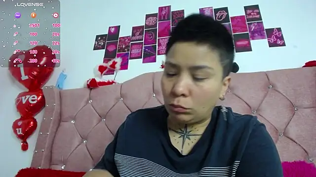 Snapshot of nat_evans8 chatting on 06-03-26, 03:20 nat evans8 online show from 06-03-26, 03:20