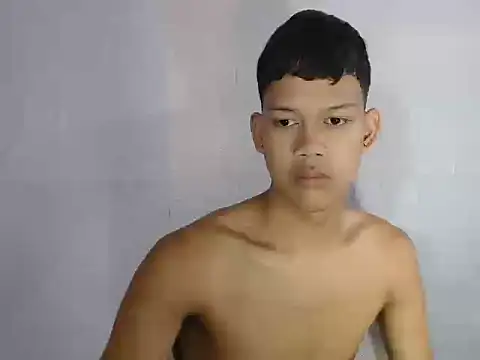 UrAsian Turjak online show from 04-24-26, 12:13