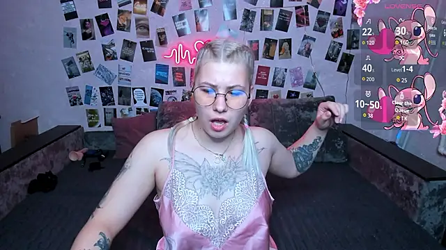 x Ulya1cutex online show from 03-21-26, 04:21