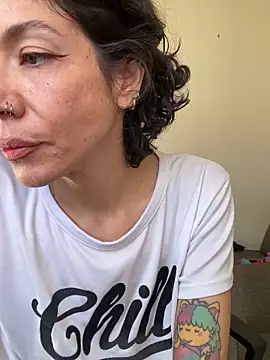 JeanneDuval8888 online show from 05-07-26, 11:43