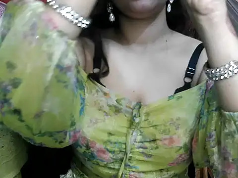 Snapshot of Arohi-67 chatting on 03-17-26, 07:33 Arohi-67 online show from 03-17-26, 07:33