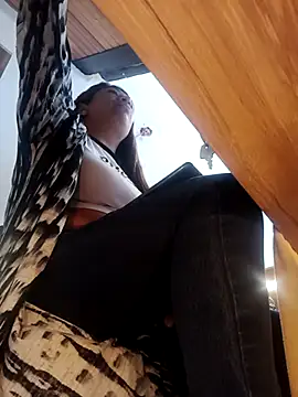 eva vidal  online show from 04-10-26, 04:33