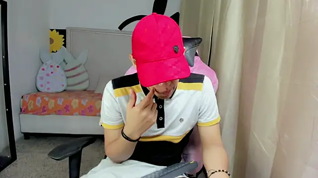 Top and bottom online show from 04-05-26, 09:56