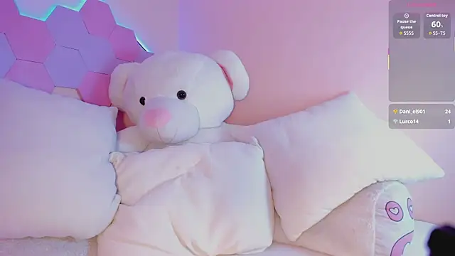 Angell-kiiss online show from 02-25-26, 08:51